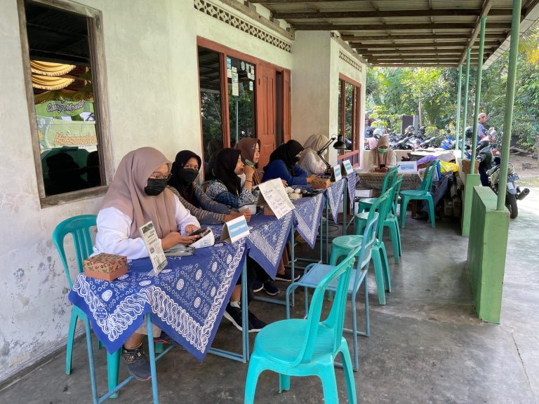 Pengobatan dan Periksa Gratis Klinik Pratama 'Aisyiyah Gedongan